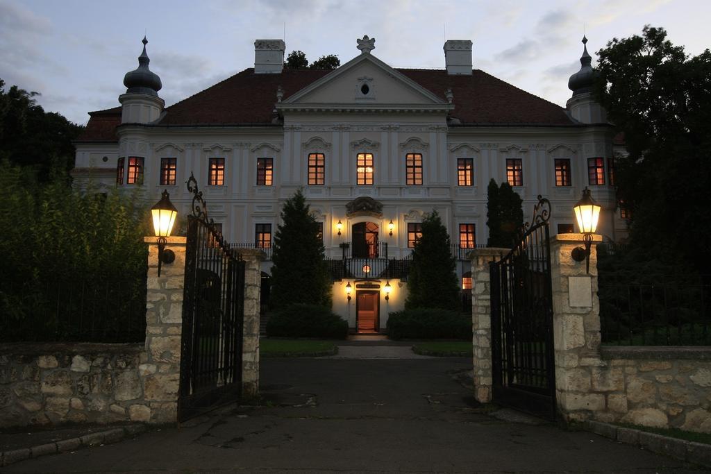 Teleki-Degenfeld Kastélyszálló Szirák Extérieur photo